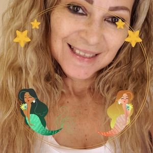 Meet your Posher, Celina